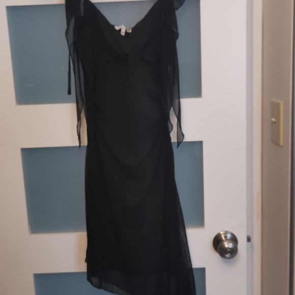 Black dress - Picture 2 of 2